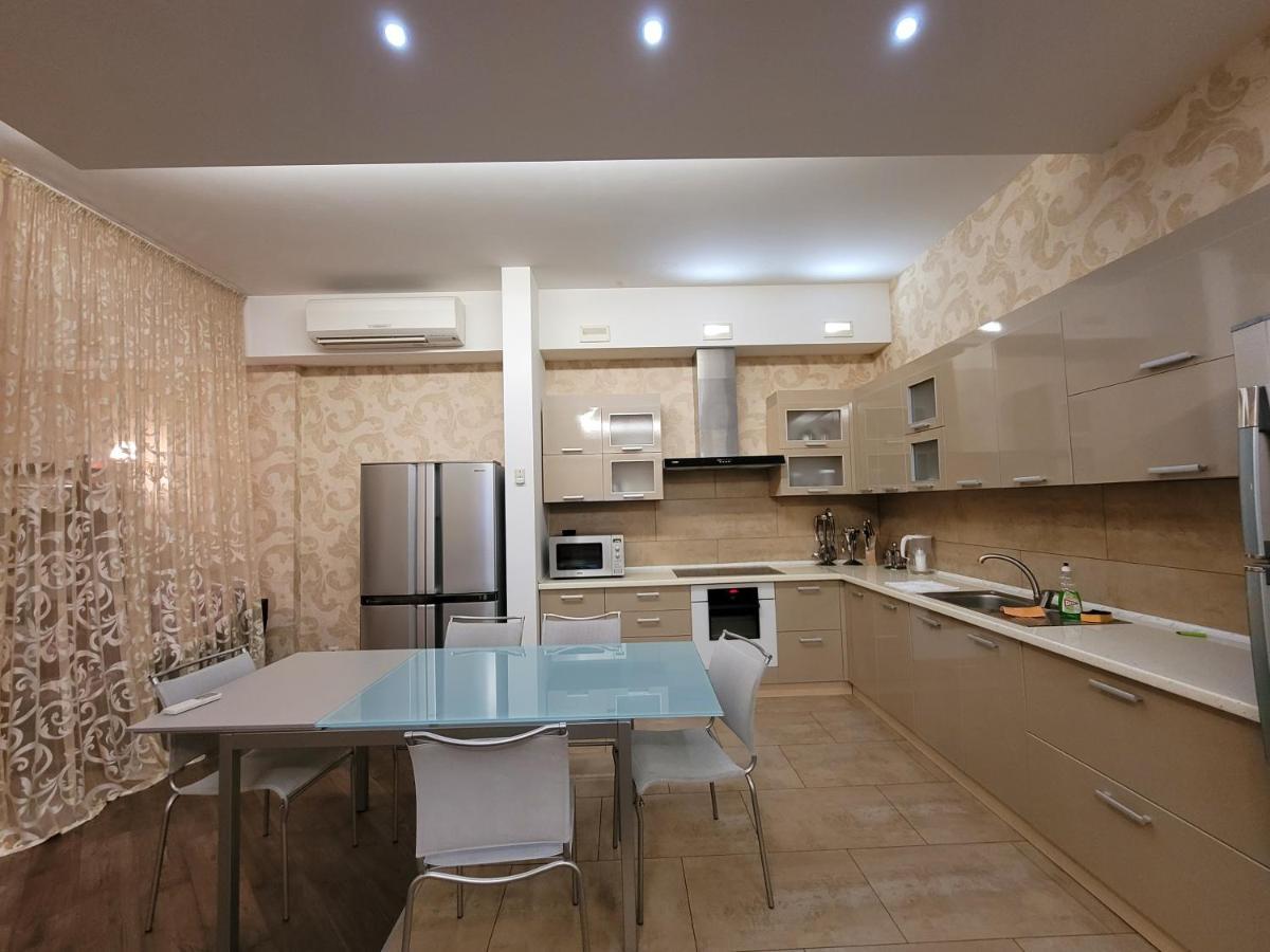 Arcadia Apartments Odesa Exterior photo